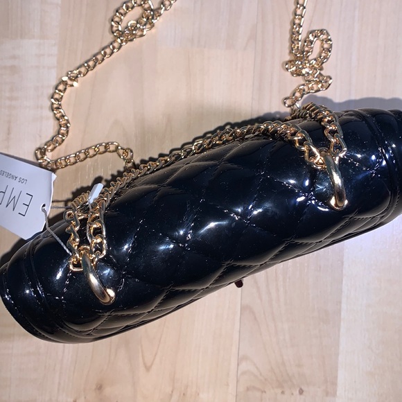 EMPERIA QUILTED JELLY Shiny Black w/ Gold Chain - Picture 3 of 7